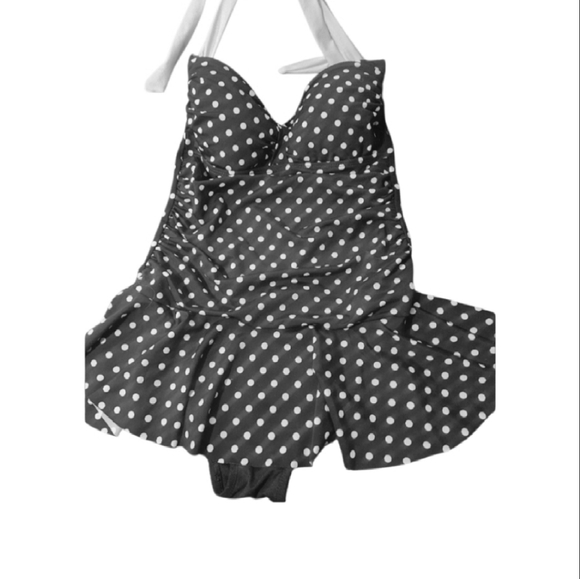 Other - Chaps Black and White Polka Dot Swimsuit Nice EUC Size 10
